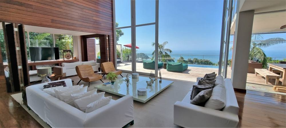 Casa no Condomínio Tijucopava Guarujá — Villa 202