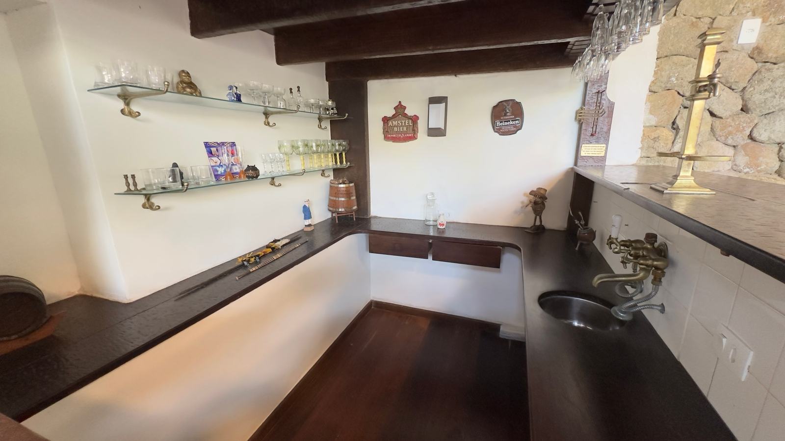 Ambiente interno 3 — São Pedro, Guarujá, à venda e para locação, Casa