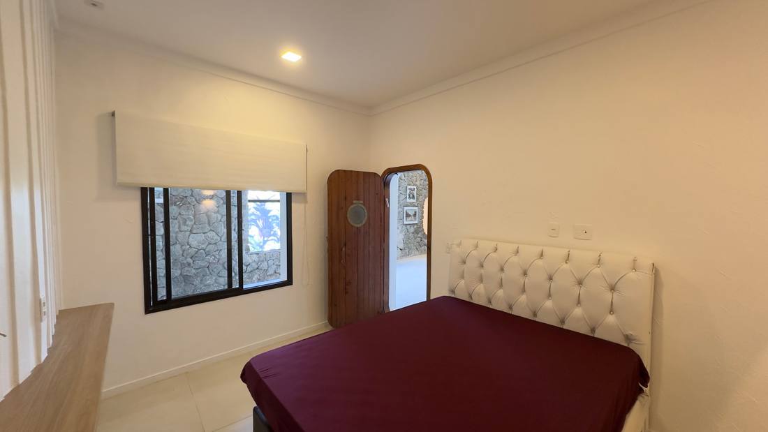 Casa no Condomínio São Pedro Guarujá — Villa 144