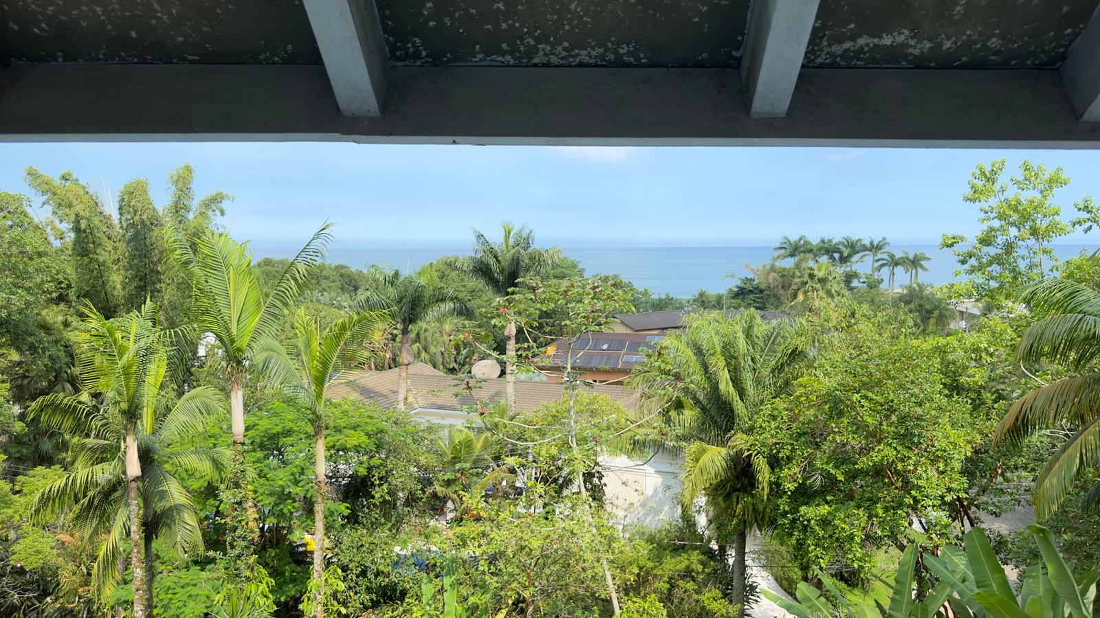 Suíte 11 — São Pedro, Guarujá, à venda e para locação, Casa