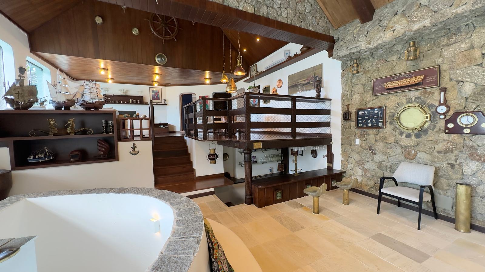 Ambiente interno 15 — São Pedro, Guarujá, à venda e para locação, Casa