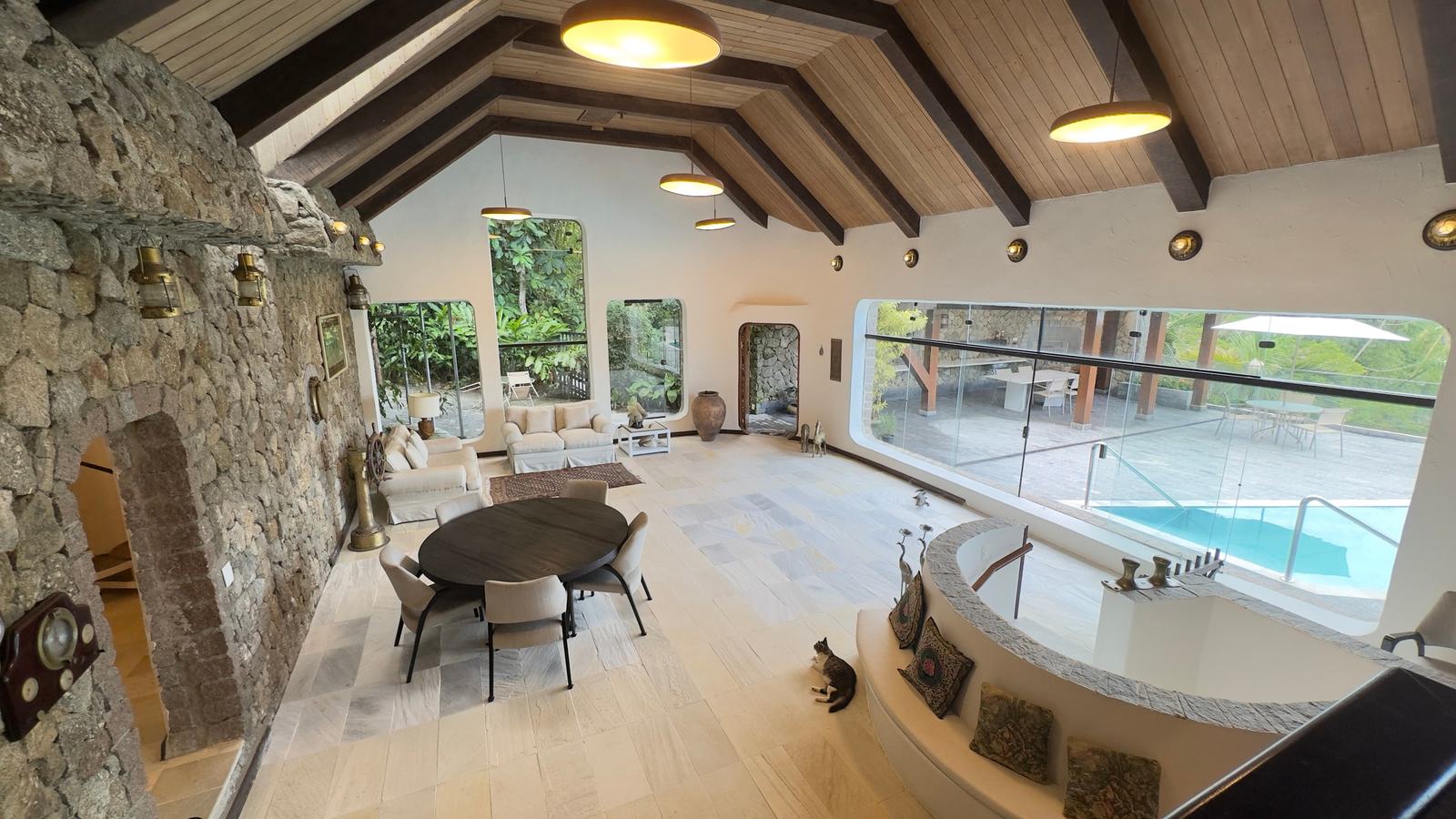 Ambiente interno 9 — São Pedro, Guarujá, à venda e para locação, Casa