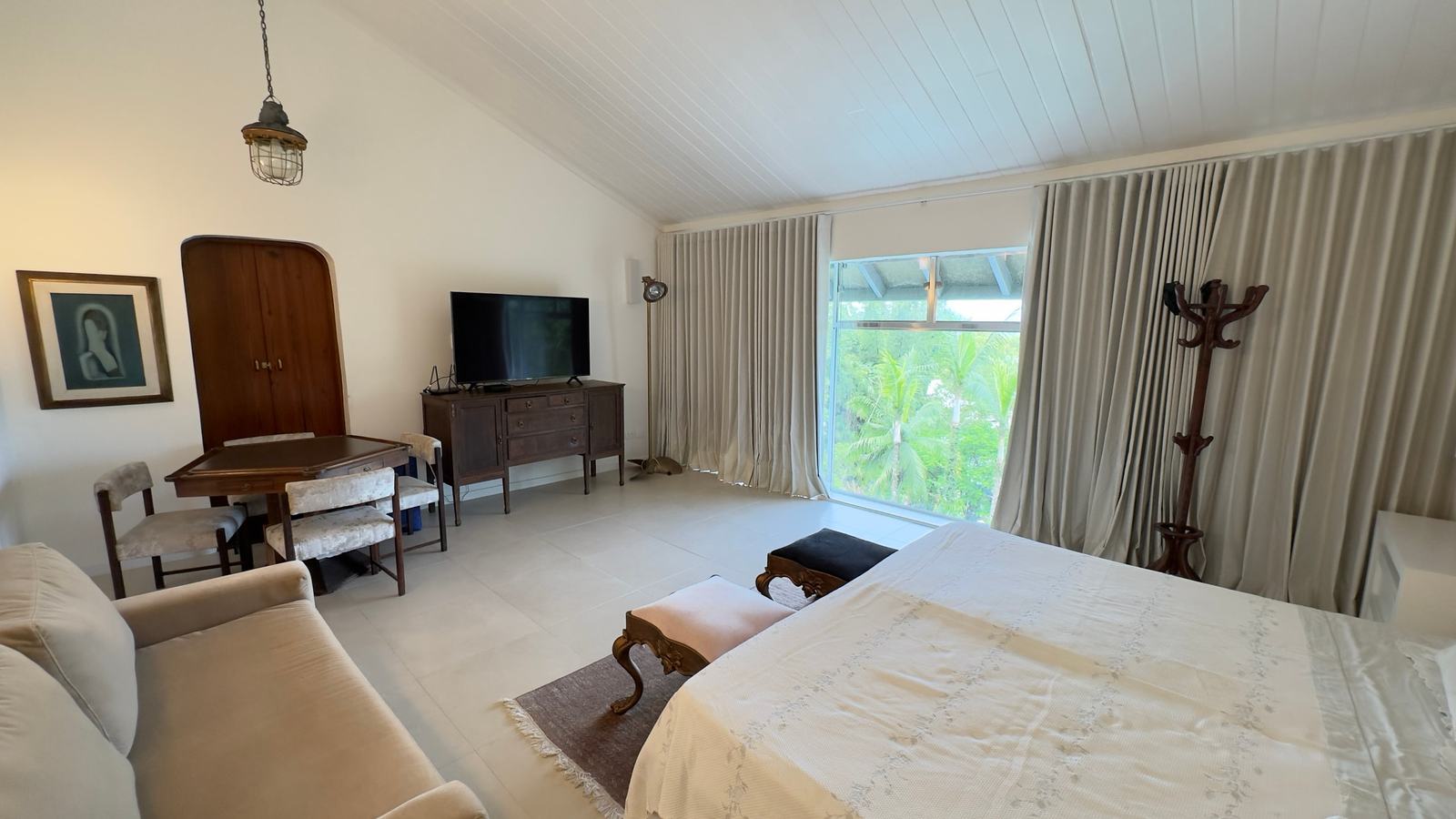 Suíte 10 — São Pedro, Guarujá, à venda e para locação, Casa