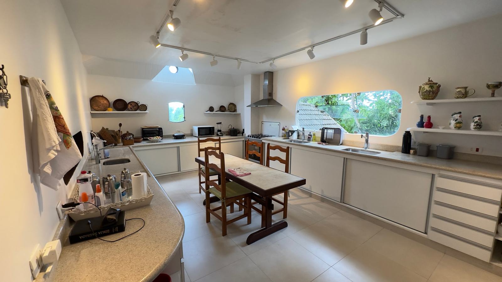 Área de serviço 4 — São Pedro, Guarujá, à venda e para locação, Casa