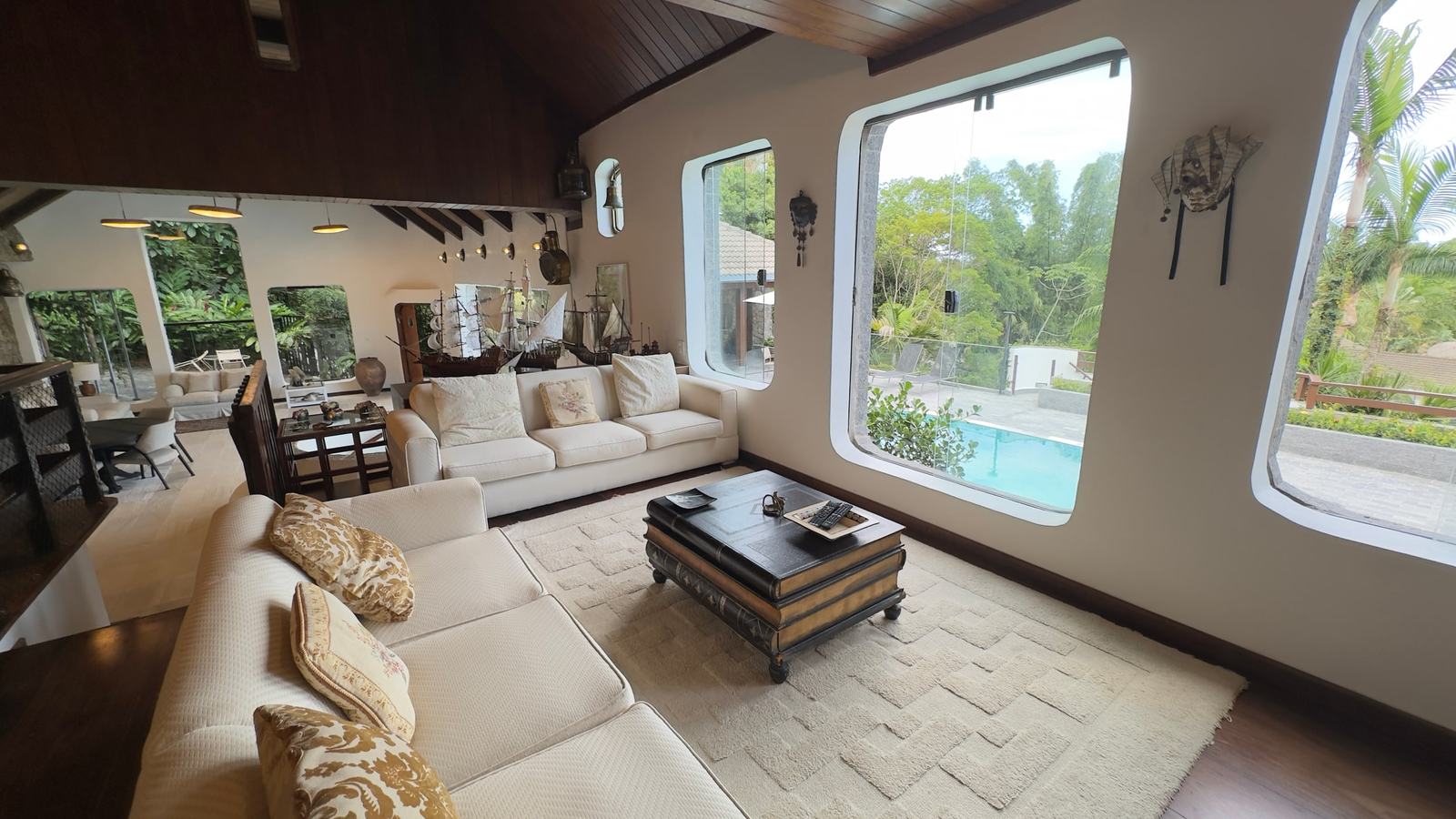 Ambiente interno 5 — São Pedro, Guarujá, à venda e para locação, Casa