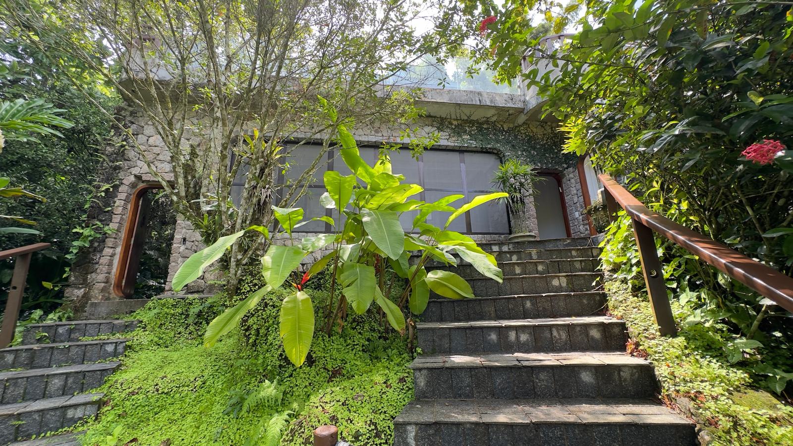 Área externa 1 — São Pedro, Guarujá, à venda e para locação, Casa