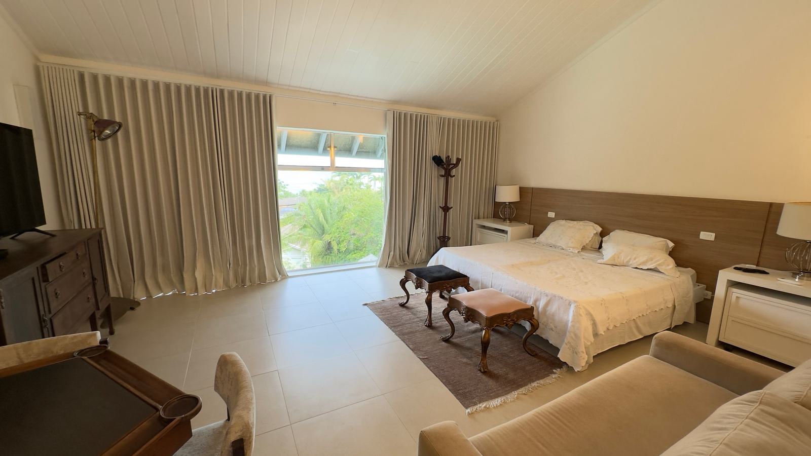 Suíte 9 — São Pedro, Guarujá, à venda e para locação, Casa