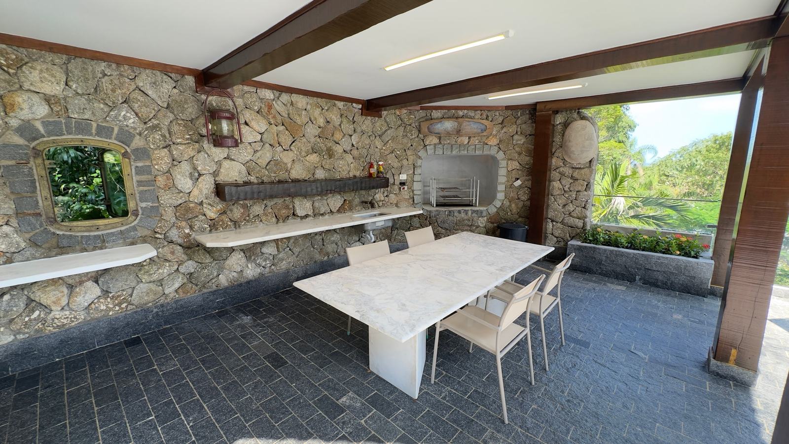 Área externa 7 — São Pedro, Guarujá, à venda e para locação, Casa