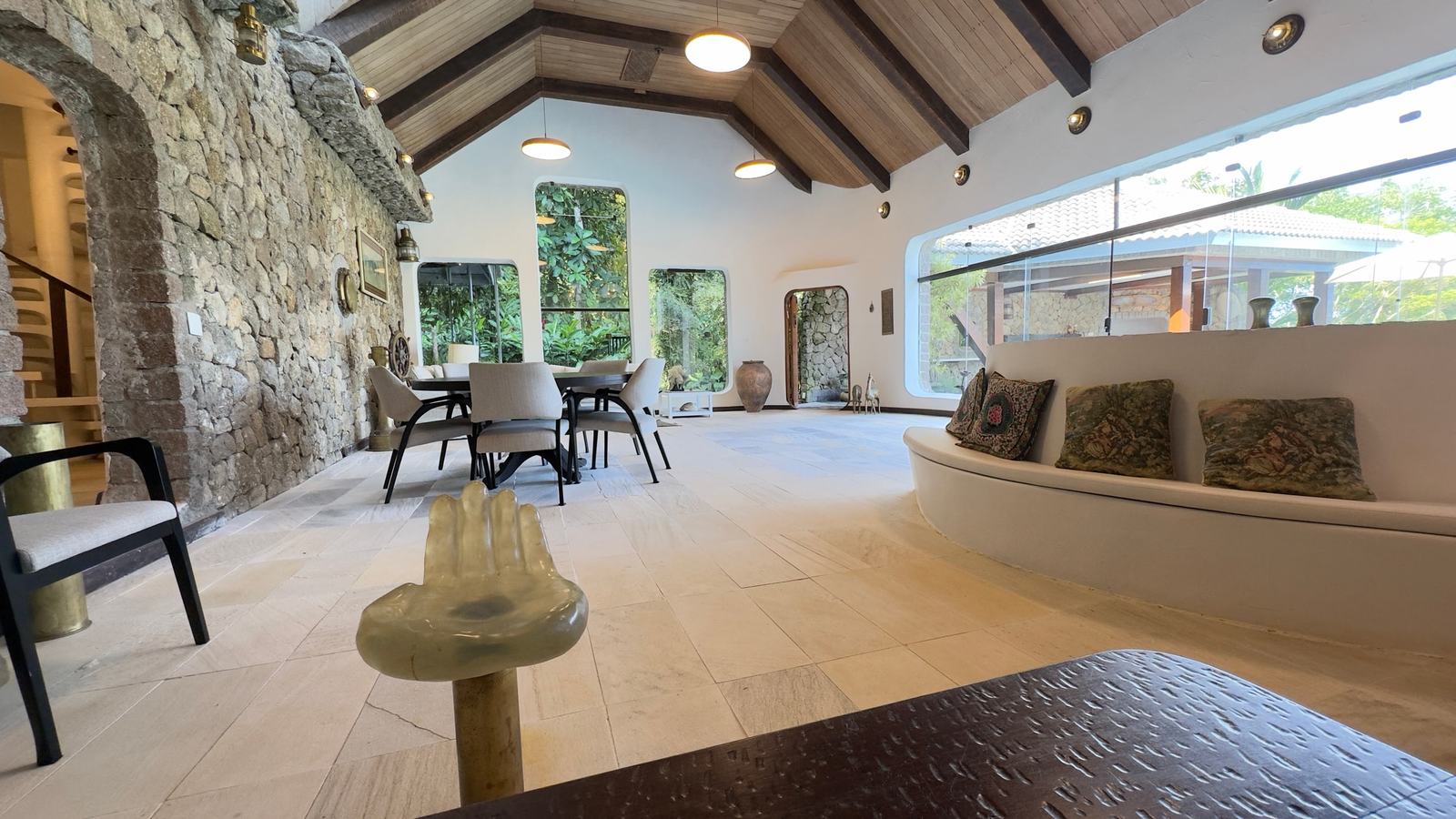 Ambiente interno 1 — São Pedro, Guarujá, à venda e para locação, Casa