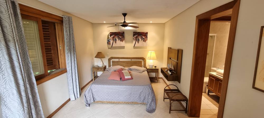 Imóvel no Condomínio Iporanga Guarujá — Villa 403