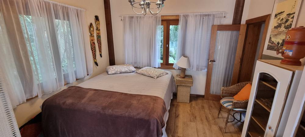Imóvel no Condomínio Iporanga Guarujá — Villa 403