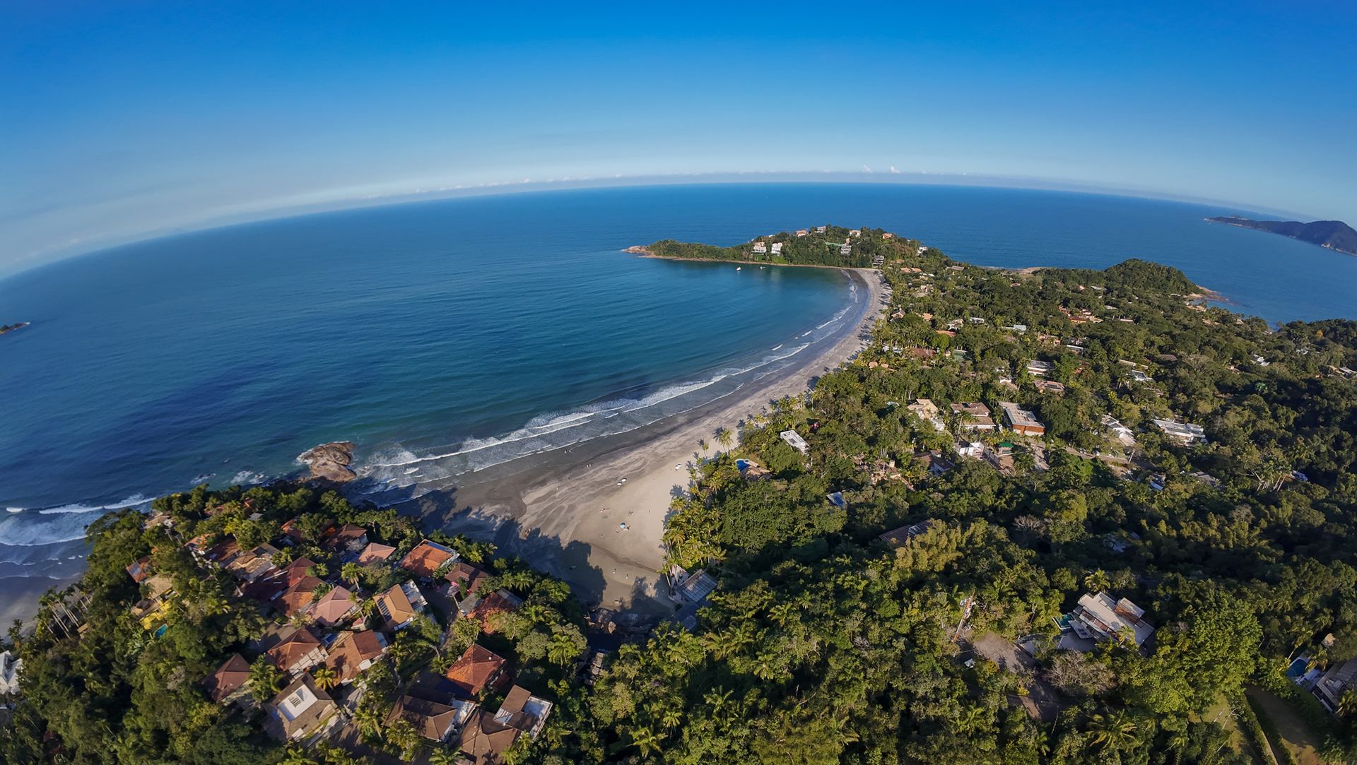 Vista Aerea do Condominio Iporanga no Guarujá